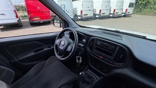 Thumbnail Mobil 8