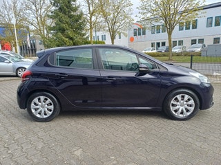 Thumbnail Mobil 8