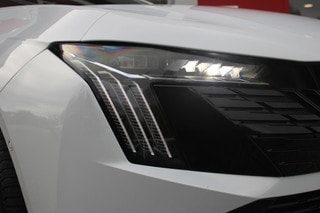 Thumbnail Mobil 10