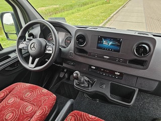 Thumbnail Mobil 8