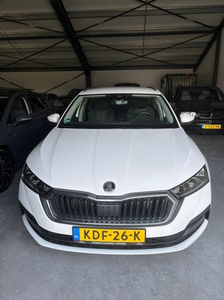 Thumbnail Mobil 6