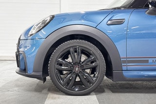 Thumbnail Mobil 4