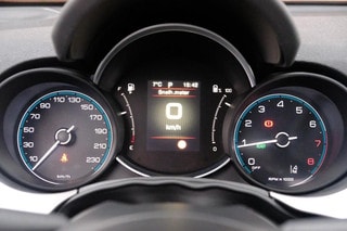 Thumbnail Mobil 10
