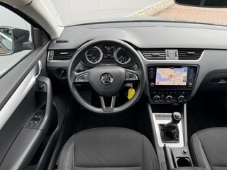 Thumbnail Mobil 6