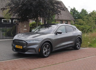 Thumbnail Mobil 6