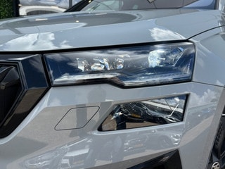 Thumbnail Mobil 4
