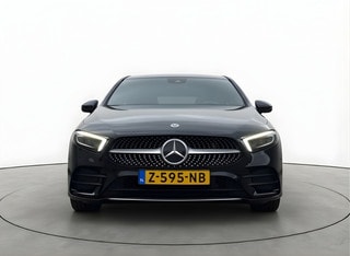 Thumbnail Mobil 8