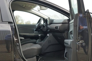 Thumbnail Mobil 6