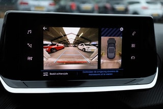 Thumbnail Mobil 8