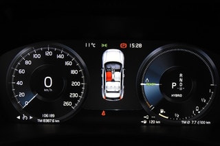 Thumbnail Mobil 10