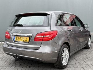 Thumbnail Mobil 2