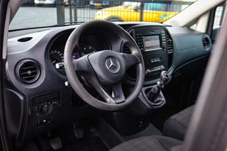 Thumbnail Mobil 3