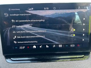 Thumbnail Mobil 8