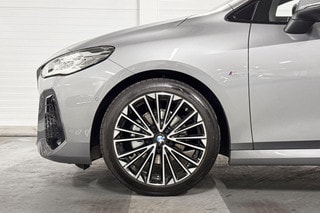 Thumbnail Mobil 4