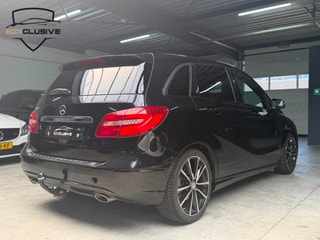 Thumbnail Mobil 8