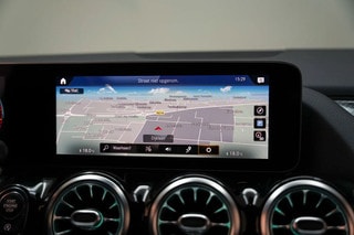 Thumbnail Mobil 8