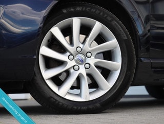 Thumbnail Mobil 10