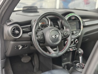 Thumbnail Mobil 8