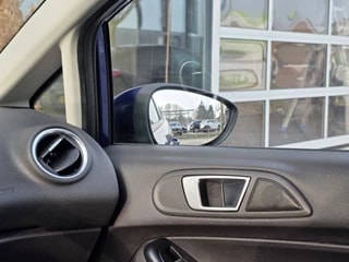 Thumbnail Mobil 9