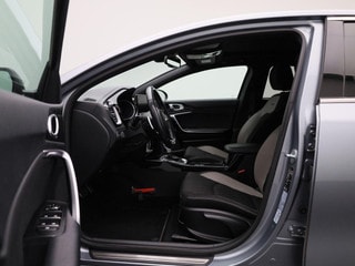 Thumbnail Mobil 9