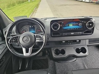 Thumbnail Mobil 8