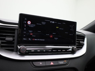 Thumbnail Mobil 10