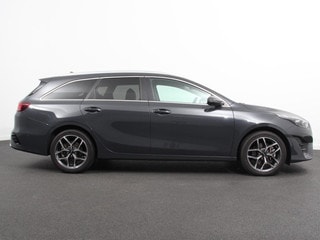 Thumbnail Mobil 9