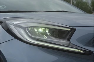 Thumbnail Mobil 8