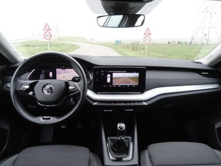 Thumbnail Mobil 8