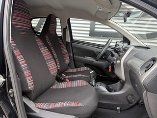 Thumbnail Mobil 6