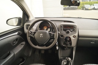 Thumbnail Mobil 9
