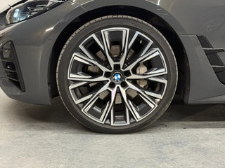 Thumbnail Mobil 10