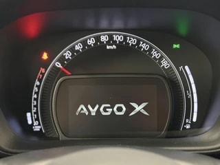 Thumbnail Mobil 4