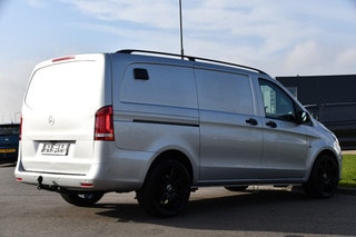 Thumbnail Mobil 6