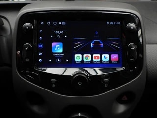 Thumbnail Mobil 10