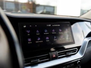 Thumbnail Mobil 8