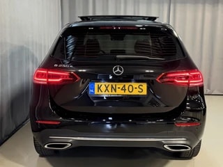 Thumbnail Mobil 8