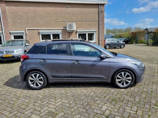 Thumbnail Mobil 5