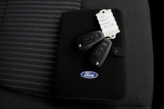 Thumbnail Mobil 8