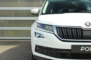 Thumbnail Mobil 9