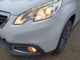 Thumbnail Mobil 10