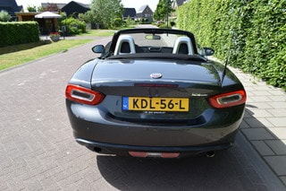 Thumbnail Mobil 4