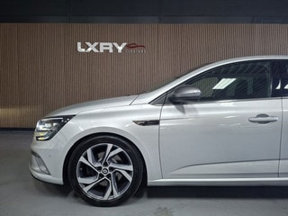 Thumbnail Mobil 9