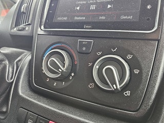 Thumbnail Mobil 10