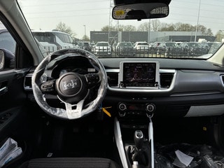 Thumbnail Mobil 6