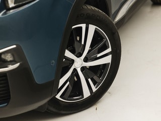 Thumbnail Mobil 10