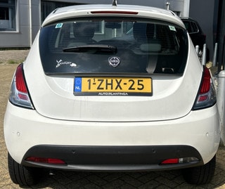 Thumbnail Mobil 5