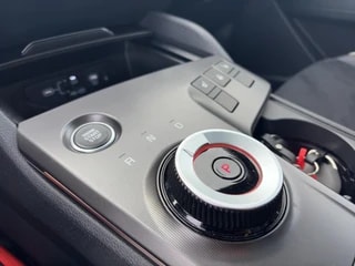 Thumbnail Mobil 9