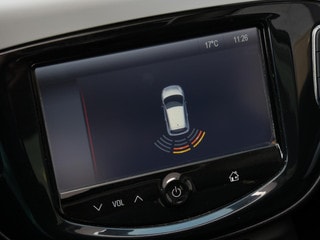 Thumbnail Mobil 9
