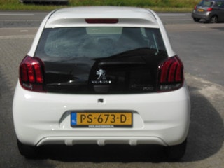Thumbnail Mobil 4